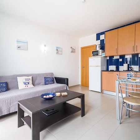 Bay View Apartment W/Pool 3-Min Walk To The Beach Albufeira Ngoại thất bức ảnh