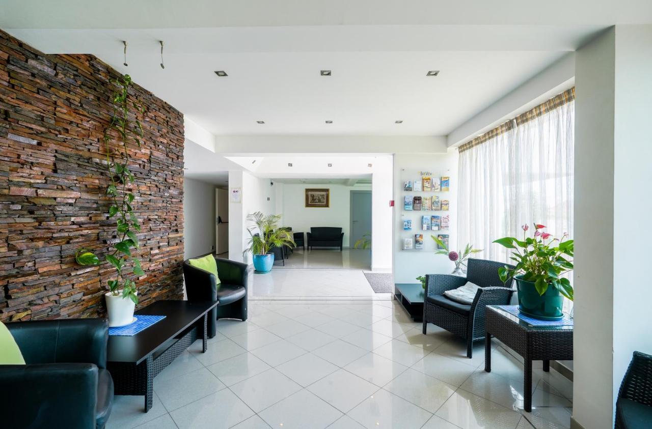 Bay View Apartment W/Pool 3-Min Walk To The Beach Albufeira Ngoại thất bức ảnh