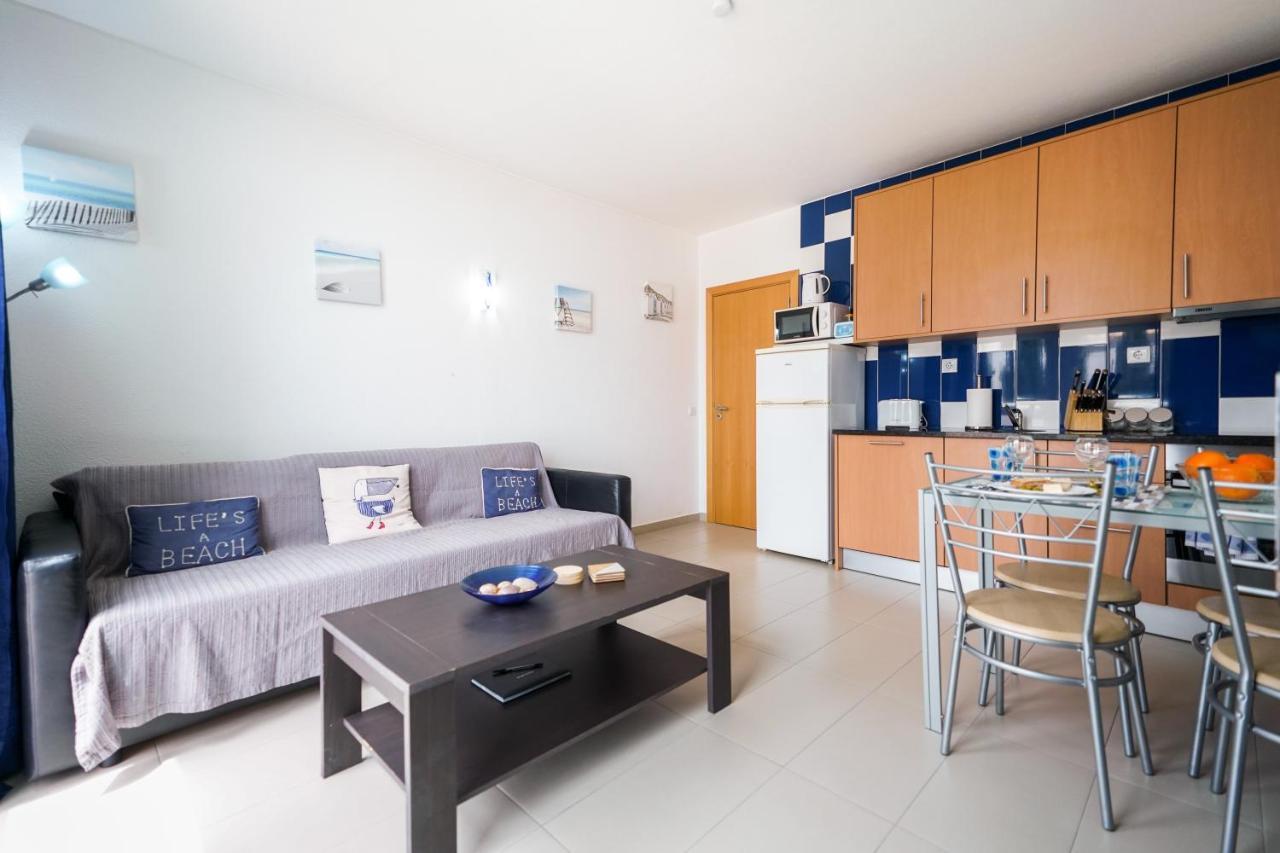 Bay View Apartment W/Pool 3-Min Walk To The Beach Albufeira Ngoại thất bức ảnh